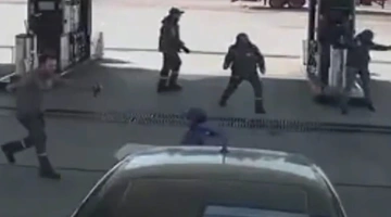 Πανηγυρισμοί σε βενζινάδικο στην Αργεντινή για το Μουντιάλ