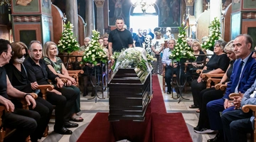 Η κηδεία της Μαίρης Λίντα