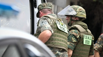 Άντρες του Τάγματος Εκκαθάρισης Ναρκοπεδίων Ξηράς