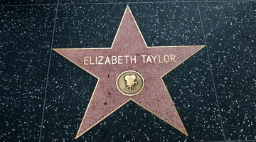Elizabeth-Taylor