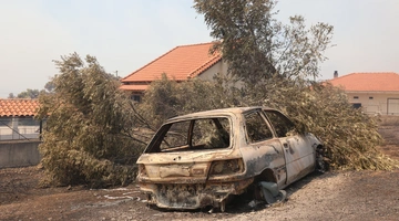 Αποκαΐδια από τη φωτιά στο Πόρτο Γερμενό