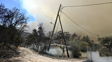 Εικόνες καταστροφής μετά τη φωτιά στο Πόρτο Γερμενό