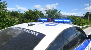 Περιπολικό αστυνομια ηλεια ρομα