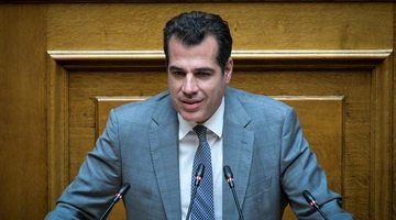 Θάνος Πλεύρης