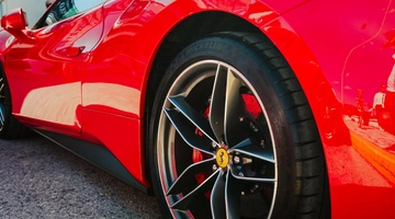 Σπορ αυτοκίνητο Θεσσαλονίκη κόντρα supercar