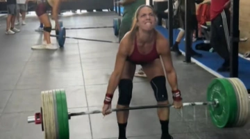 Κατερίνα Στικούδη deadlift