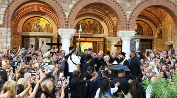 Λαϊκή αγρυπνία για τον Γιώργο Μαζωνάκη