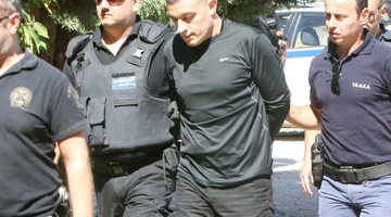 Αλκέτ Ριζάι